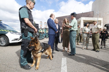 Jornada de puertas abiertas por el Día de las Fuerzas Armadas. RAMIRO