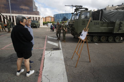 Jornada de puertas abiertas por el Día de las Fuerzas Armadas. RAMIRO