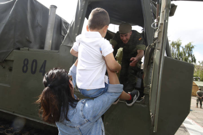 Jornada de puertas abiertas por el Día de las Fuerzas Armadas. RAMIRO