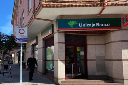 Sucursal bancaria en una localidad de la provincia. RAMIRO