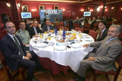 José Antonio Maira Calvo, Julio Andrés Gutiérrez,   Javier Alonso Sánchez, Alfredo Martínez, Juan Francisco Seco, José Antonio Domínguez.