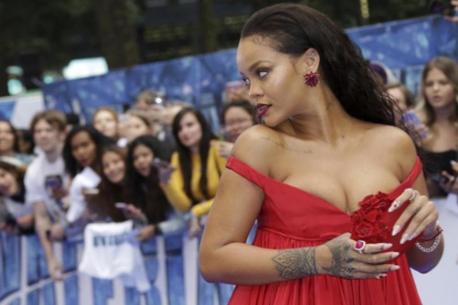 Rihanna posa en el estreno de Valerian y los mil planetas , el pasado 24 de julio en Londres.