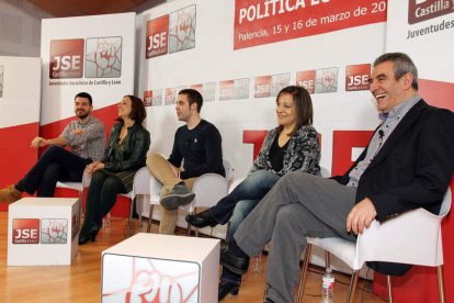 David Jurado, Mirian Andrés, Fidel González, la candidata europea Iratxe García y Julio Villarrubia.