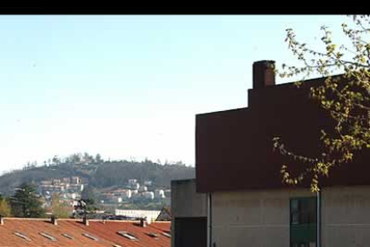 Los fallecidos cayeron en el entorno del Instituto Xelmírez. Varios niños y adolescentes fueron testigos del fatal desenlace.