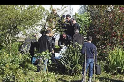 Los fallecidos son Diego Criado del Rey Saiz, natural de Valladolid, y  los coruñeses José María Vázquez y Roberto Rodríguez Rodríguez.