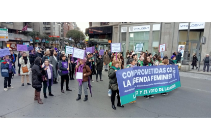 Manifestación del Movimiento Feminista por el 8-M. J NOTARIO