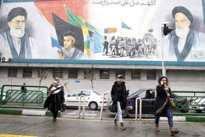 Imagen de una calle de Teherán. ABEDIN TAHERKENAREH