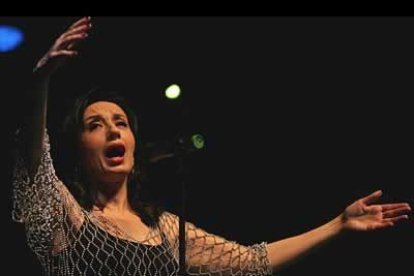 La cantante gallega deslumbró al público con sus temas.