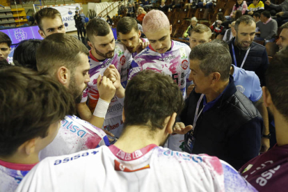 Partido de balonmano Ademar - Guadalajara. F. Otero Perandones.