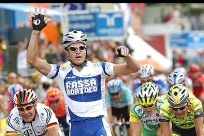 Alessandro Petacchi terminó la Vuelta a España a lo campeón. Ganaba en Madrid su quinta etapa en la presente edición de la carrera y vencía a lo grande, con una facilidad insultante.
