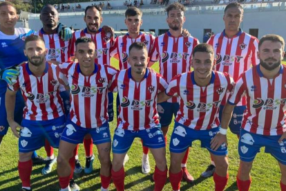 El Atlético Bembibre se impuso al Zamora CF en su último partido de pretemporada. TWITTER AT, BEMBIBRE