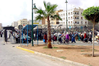 Imagen de la frontera de Marruecos con España en Melilla. F. G. GUERRERO