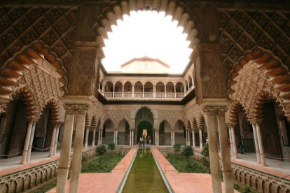 Imagen del patio de las doncellas de los Reales Alcázares de Sevilla, donde se rodará Juego de Tronos.