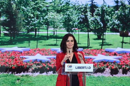 Imagen de Isabel Díaz Ayuso en la campaña. FERNANDO VILLAR