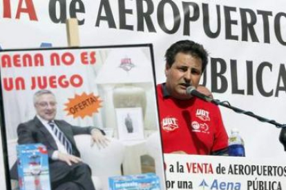 Raúl Gómez, representante de UGT, durante la manifestación en Madrid.