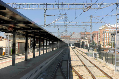 Andenes de la estación de trenes de León. ADIF