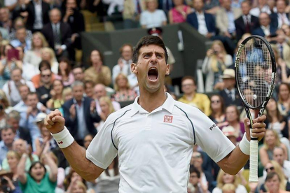 Djokovic celebra su triunfo.