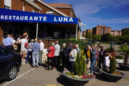 La Peña Real Madrid-Cultural Leonesa celebró este domingo su tradicional comida de confraternización. J. NOTARIO