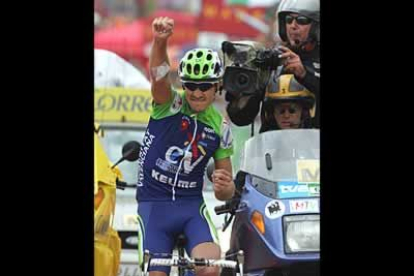 El español Eladio Jiménez, del <b>Comunitat Valenciana Kelme</b>, se proclamó vencedor en solitario de la décima etapa de la Vuelta con final en Xorret de Catí, de 174 kilómetros