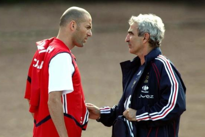 Zidane y Domenech, durante el Mundial de 2006.