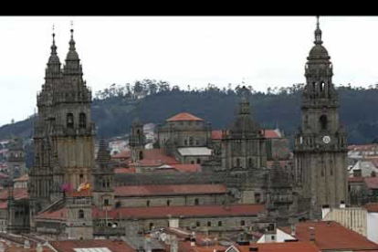 Para lograrlo se tuvo que hacer venir al cadáver descabezado del Apóstol desde tan lejanas tierras ocho siglos después. Era imprescindible para entroncar la vieja tradición y permitir su resurrección.