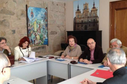La comisión encargada de organizar los actos se reunió el pasado sábado en Astorga.
