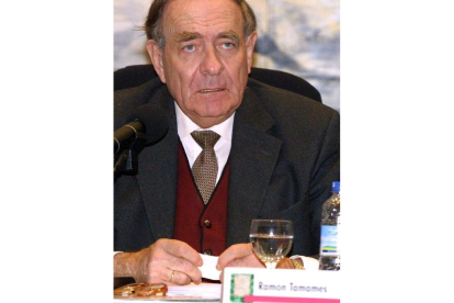 El economista y escritor Ramón Tamames