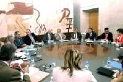 El gobierno catalán celebró ayer su primera reunión tras las vacaciones de verano