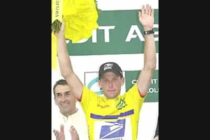 Tanto en su vida privada como en la profesional, Armstrong ha sabido sobreponerse a grandes desafíos. Tras sobrevivir a un cáncer, volvió al ciclismo en 1999. Desde entonces ha ganado 6 Tours.