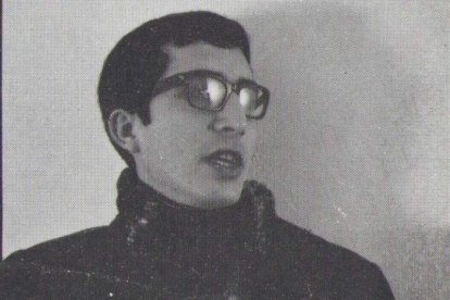 Luis Mateo Díez de joven. FOTOGRAFÍA DE ARCHIVO