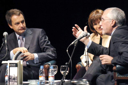 Rodríguez Zapatero, Nativel Preciado y Díez. JUANJO MARTIN