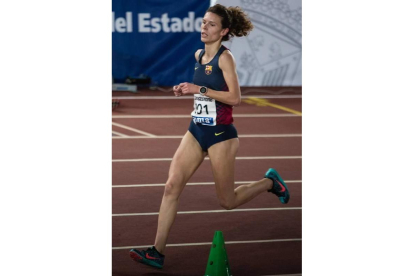 Blanca Fernández, un referente en el atletismo español. SPORTMEDIA