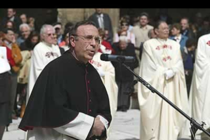 Teodomiro Álvarez fue el encargado este año de defender la tradición de otorgar al pueblo la obligación de la ofrenda al santo.