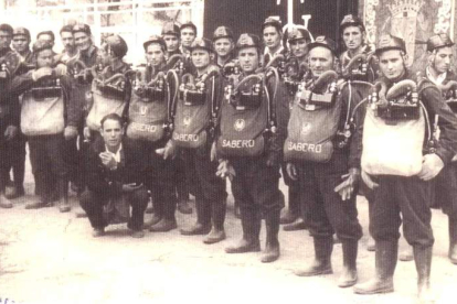 Una de las imágenes de las Brigadas de Salvamento Minero que se expondrán hoy. CASTRO