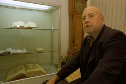 El escritor leonés Raúl Guerra Garrido. DL