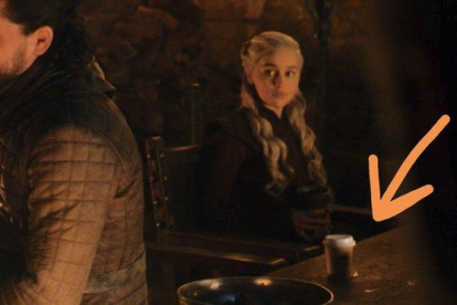 Imagen del café junto a Daenerys en Juego de tronos.