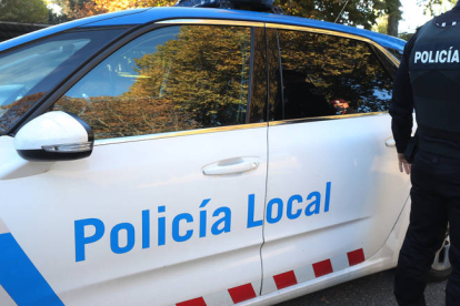 Un vehículo de la Policía Local. DL