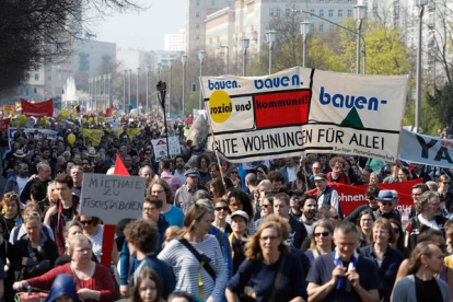 Manifestación en berlín contra la subida de los precios de la vivienda, este sábado.
