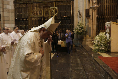 Ordenación de tres diáconos y un presbítero en la Catedral de León. FERNANDO OTERO