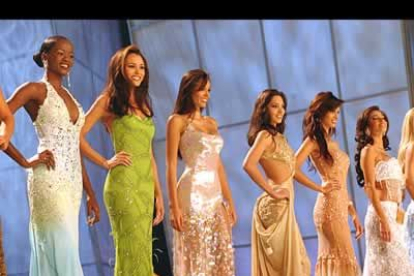 La gala de Miss Universo, celebrada la capital ecuatoriana de Quito reunió a las 80 candidatas más bellas del mundo.