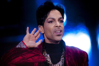 Prince durante un concierto en el Festival de Sziget en Budapest el 9 de agosto de 2011 EFE/ BALAZS MOHAI