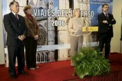 Francisco Álvarez, Ángeles Aguado, Amparo Valcarce e Ignacio Robles, en la presentación del programa