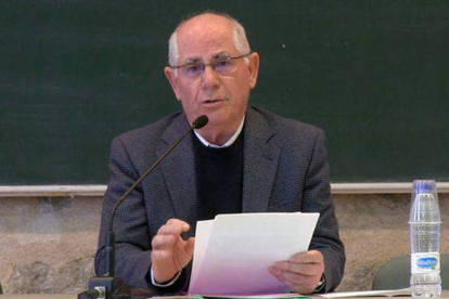 Felicísimo Martínez, teólogo dominico, en una conferencia. DL