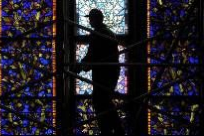 La reparación de las vidrieras de la Catedral de León comenzará en las próximas semanas