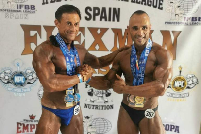 Los bercianos Marcos Fuentes y Rogelio Álvarez lograron medallas en Vigo. DL