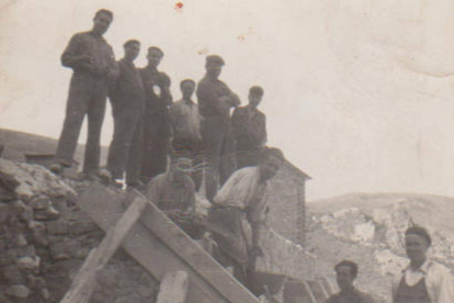 Trabajadores de la mina de wólfram que explotó la Compañía Minera Montañas del Sur. CORTESÍA DE LUIS GARCÍA