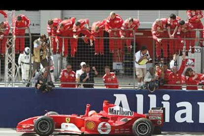 Finalmente Schumacher sumó una nueva victoria y parece dispuesto a seguir batiendo marcas.