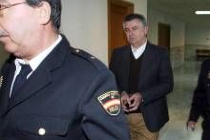 El ex asesor de Urbanismo del Ayuntamiento de Marbella, Juan Antonio Roca, en los juzgados de Málaga