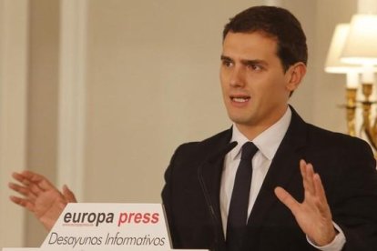 El líder de Ciudadanos, Albert Rivera, durante el desayuno informativo en el que ha participado este martes en Madrid.