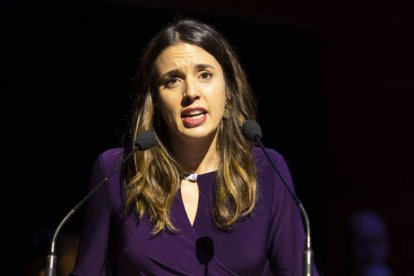 La ministra de Igualdad, Irene Montero, en un acto de partido. CATI CLADERA